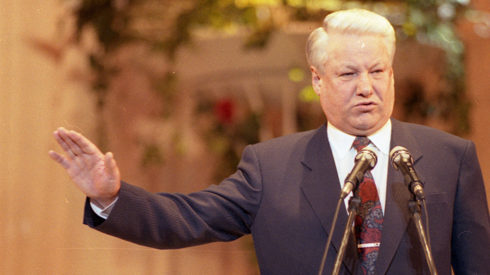 Избрание президентом россии б н ельцина. Ельцин 1990. Ельцин 1985.