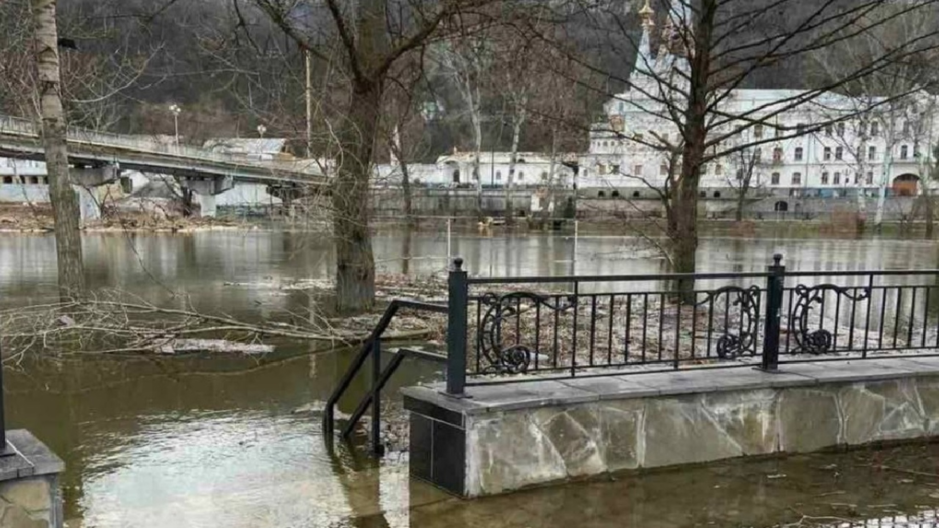 Дамбы под харьковом