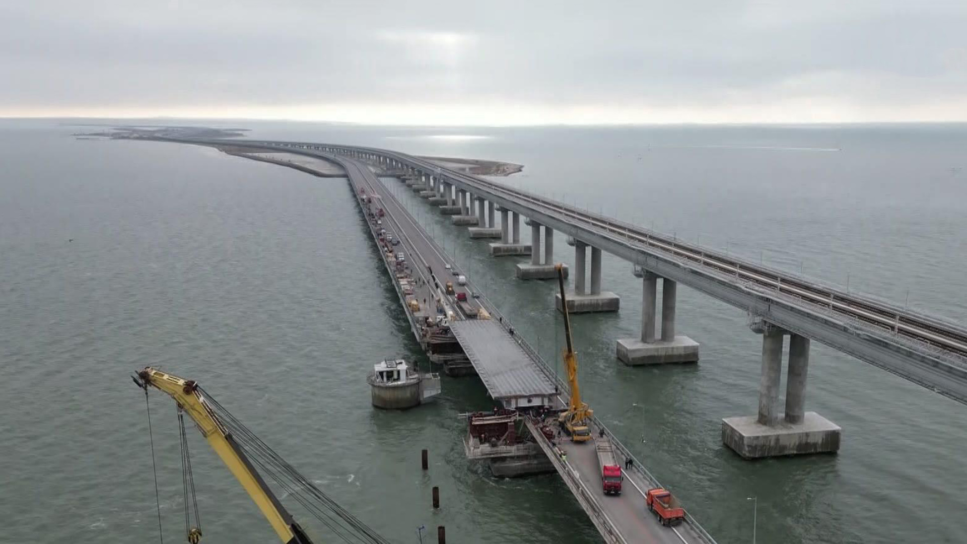 Крымский мост восстанавливают рекордными темпами