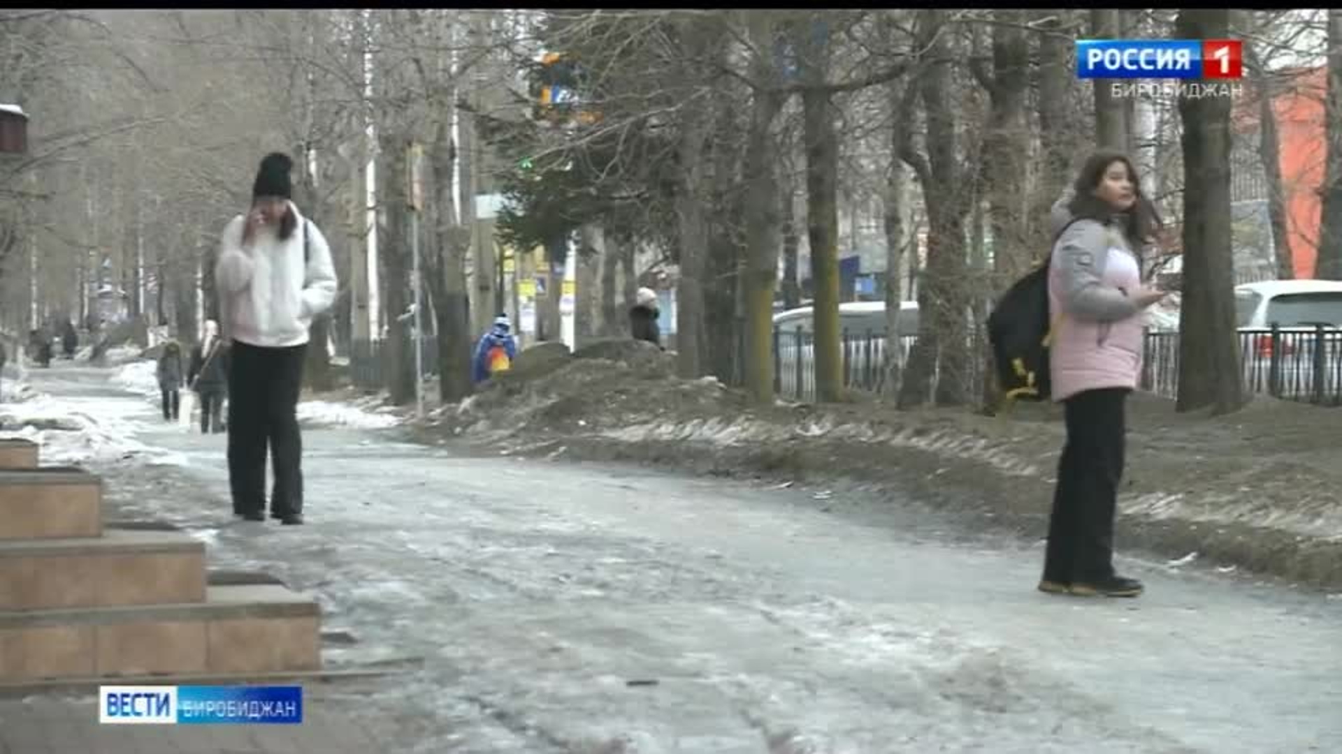 Один глядя в лужу