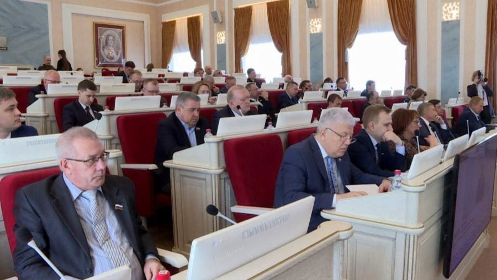 Собрание депутатов москва. Депутаты москвы. Московская городская дума депутаты московской городской думы. Депутаты москвы. Собрание депутатов яльчики 2019.