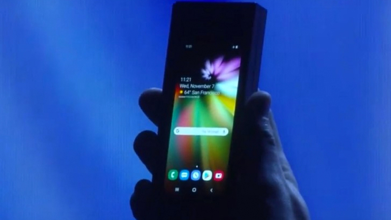 Samsung представила революционный складной дисплей