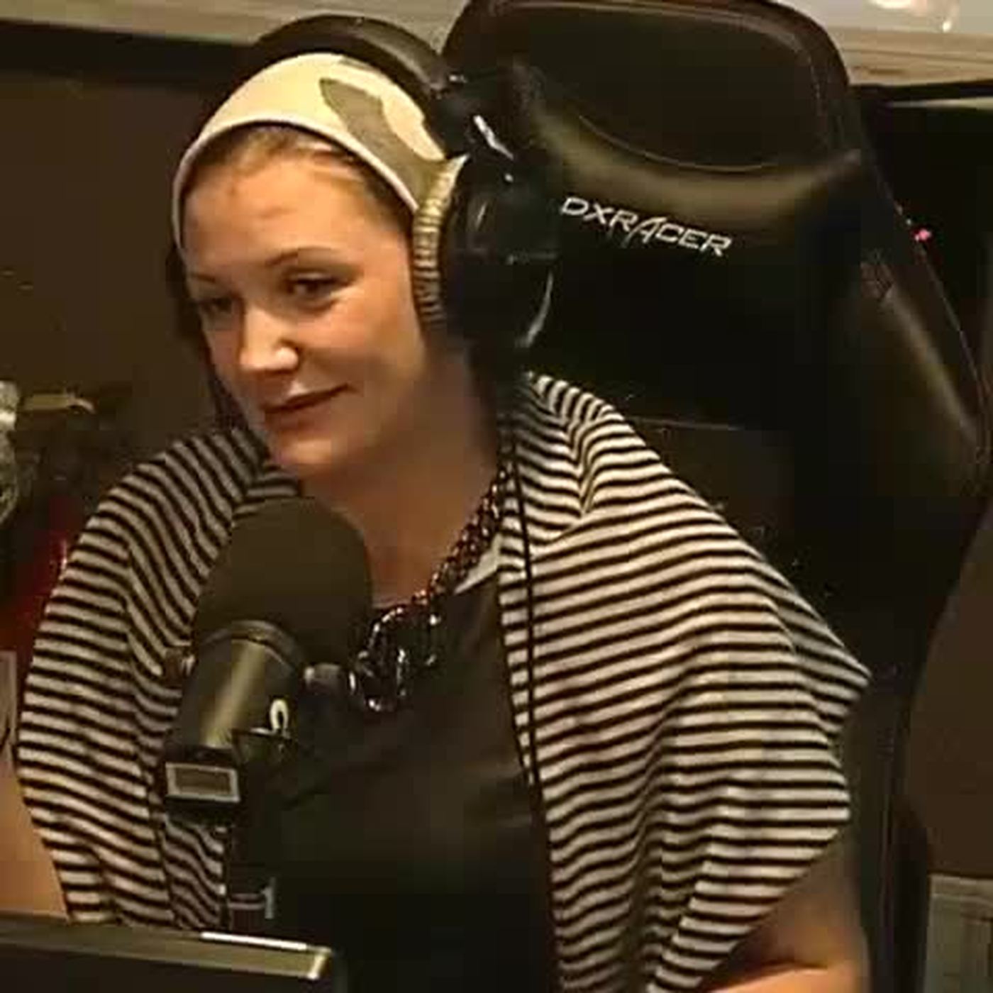 Певица Анна Волкова Певица Анна Волкова