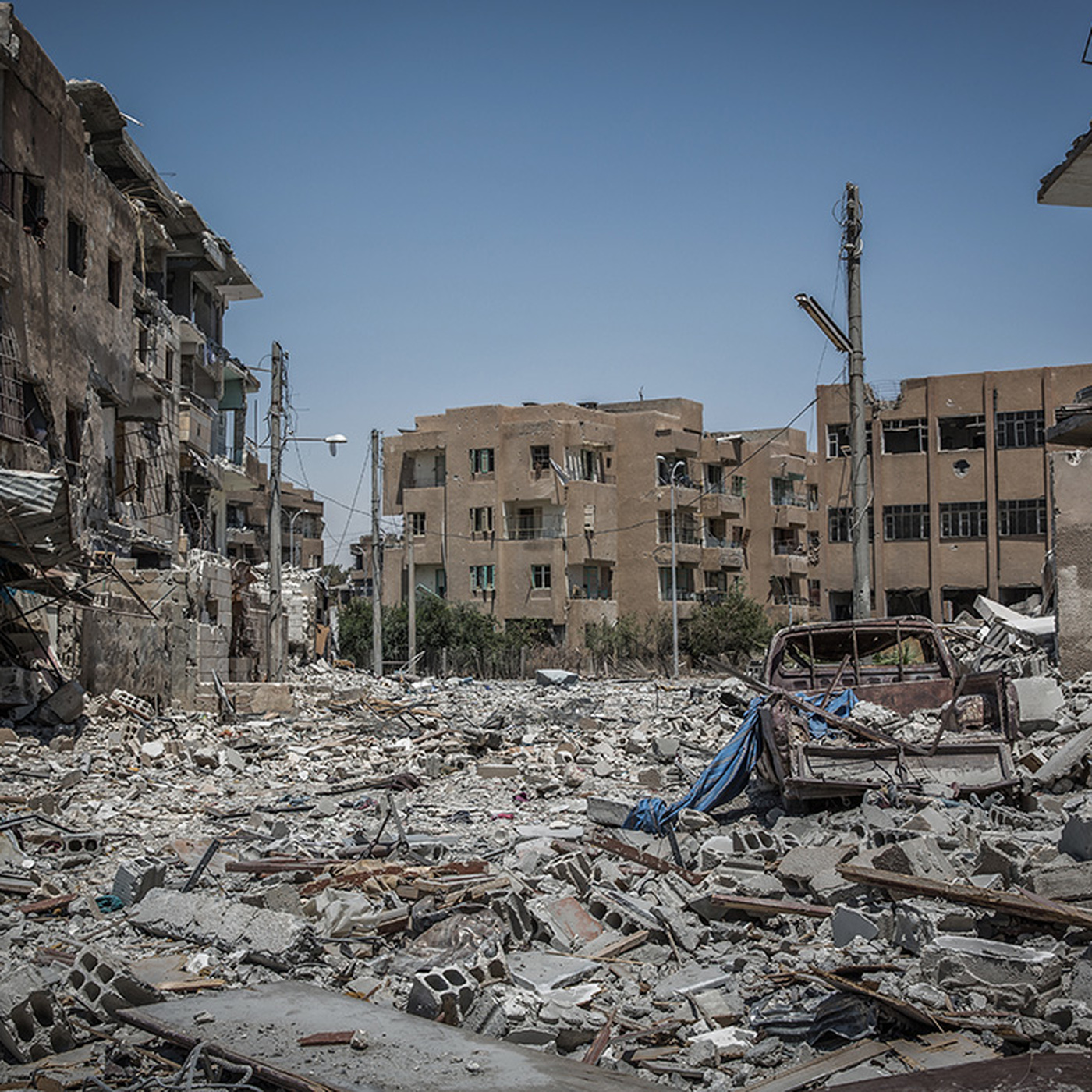 Разрушенная сирия. Ракка Сирия. Город Хомс Сирия. Сирия разрушенный город Ракка. Разбомбленные города Сирии.