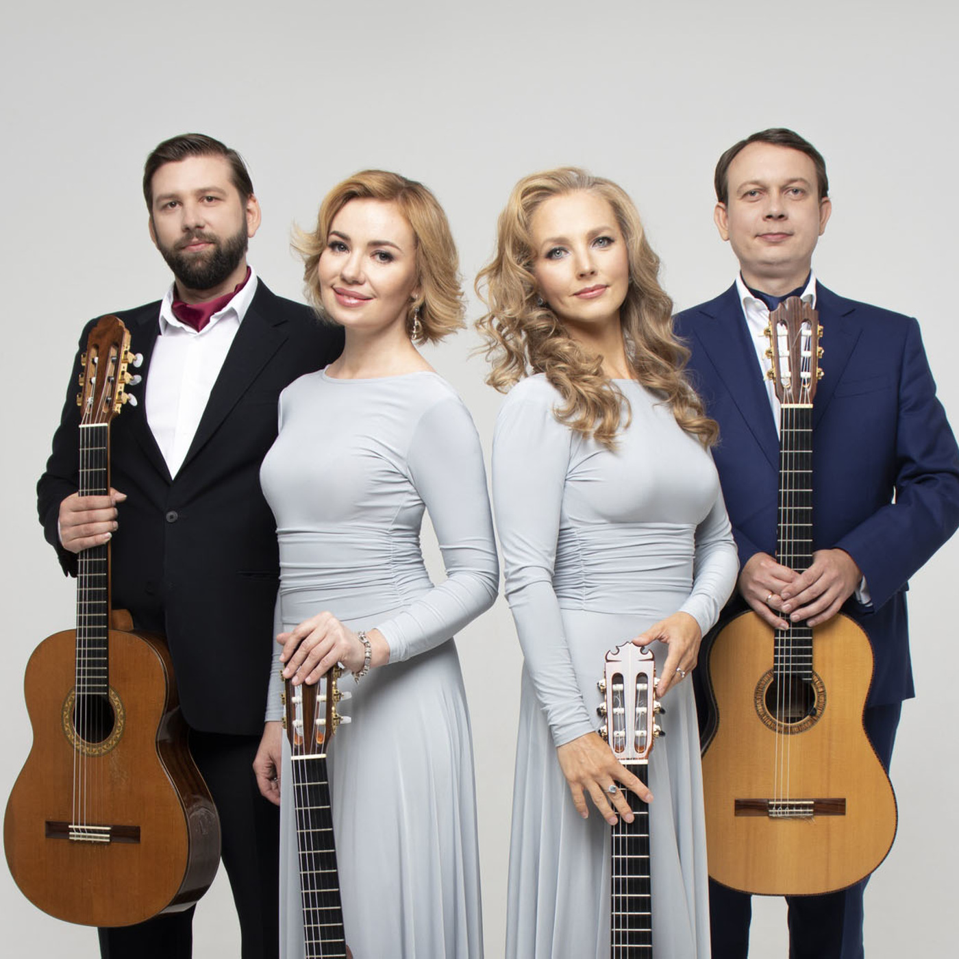 Старинная гитара. Семиструнная гитара 19 век. Дом русской гитары. Бразильская гитара. Дом русской гитары.