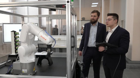 Сенат. Поддержка бизнеса, высылка дипломатов, борьба с фейками