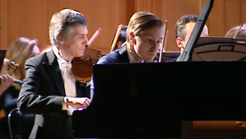 Пианист Дмитрий Маслеев и Капелла России исполнили труднейший Пятый концерт Бетховена