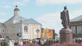 В Смоленске открыли памятник Владимиру Мономаху 