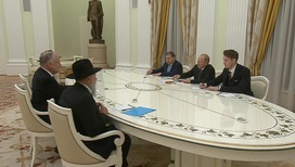 Владимир Путин принял в Кремле Анатолия Чубайса и главу Всемирного еврейского конгресса