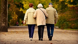 Скорость ходьбы может быть маркером старения мозга и тела у людей не только пожилого, но и среднего возраста.