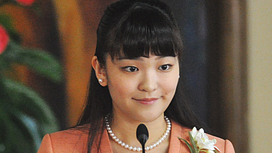 Японская принцесса отвергла титул и вышла замуж за простого юриста