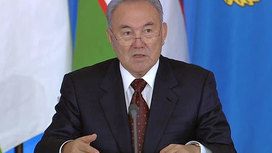 Назарбаев встретился с жителями города Жанаозен