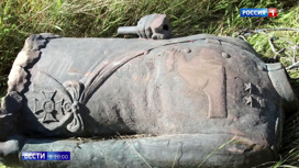 "Благодарные" потомки. В Польше вандалы уничтожили памятник маршалу Рокоссовскому