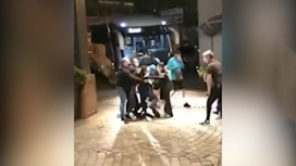 Неймар был атакован болельщиками перед матчем сборной Бразилии