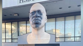 В США неизвестные изуродовали статую Джорджа Флойда