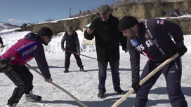 Ледовая дружина: хоккей покорил жителей далеких дагестанских сел