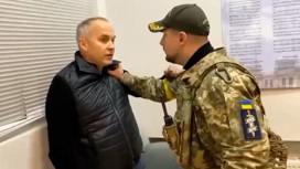 Украинские националисты доставили депутата Шуфрича на допрос в СБУ