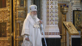Патриарх Кирилл проводит отпевание Владимира Жириновского