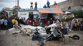 Семь человек погибли при столкновении самолета и машин на Гаити