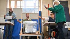 Макрон или Ле Пен: оба кандидата проголосовали