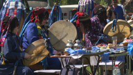 "Открытие небесных врат". Традиционный в преддверии лета обряд провели шаманы в Иркутске