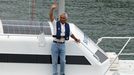 83-летний яхтсмен в одиночку пересек Тихий океан за 69 дней