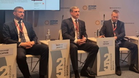 Василий Орлов поделился опытом развития экономики региона в новых условиях на ПМЭФ-2022