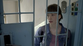Кадр из фильма "Неродная"