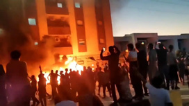 В Ливии протестующие устроили пожар в здании парламента