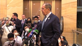Посол РФ: на саммите G20 к Лаврову выстроилась очередь