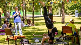 Стояли на голове и на гвоздях: в Благовещенске состоялся фестиваль йоги