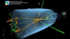 Столкновения, которые привели к образованию бозона Хиггса, и данные детекторов CMS, иллюстрирующие это важное событие.