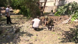 Украинская армия разбросала мины "Лепесток" по центру Донецка