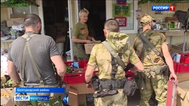 Волонтеры "Солдатского привала" помогают военнослужащим