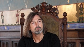 "Странная задумка". Сафронов раскритиковал макет памятника Чуриковой