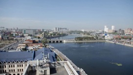 Комбайны-амфибии появились в акватории реки Миасс в Челябинске