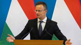 Венгрия не будет ни готовить украинских военных, ни вооружать