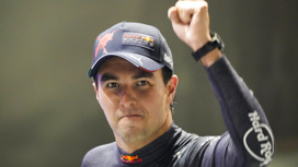 Перес стал победителем Гран-при Сингапура