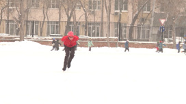 Уральские конькобежцы открыли зимний сезон и вышли на лед