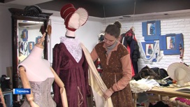 Тюменцы смогут примерить наряды 19 века на новой выставке