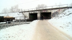 Жители левобережья Архангельска жалуются на опасное состояние пешеходного перехода