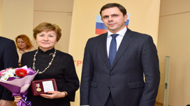 Андрей Клычков наградил руководителей общественных организаций региона