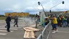 В Бразилии арестованы около 400 демонстрантов