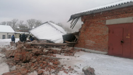Рабочий погиб при обрушении здания склада в Вологде