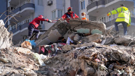 Российские спасатели в Турции работают с ювелирной точностью