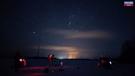 Пролетающую комету сфотографировали в небе над Псковщиной