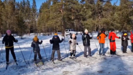 Ёхор на лыжах исполнили учащиеся и их родители в северном районе Бурятии