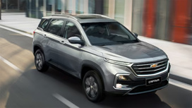 В России начаты продажи обновленных кроссоверов Chevrolet Captiva