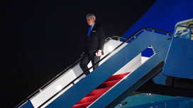 Полет президента США. О чем говорили по дипканалам
