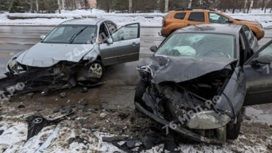 В Рыбинске в ДТП пострадали водители обеих иномарок